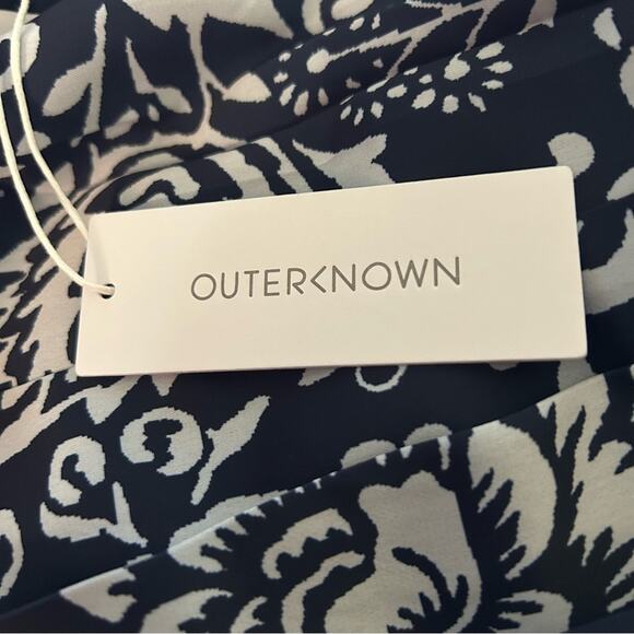 Outerknown Bailey Maxi Dress in Marine Waverly Floral Sz.10 NWT - Picture 6 of 7